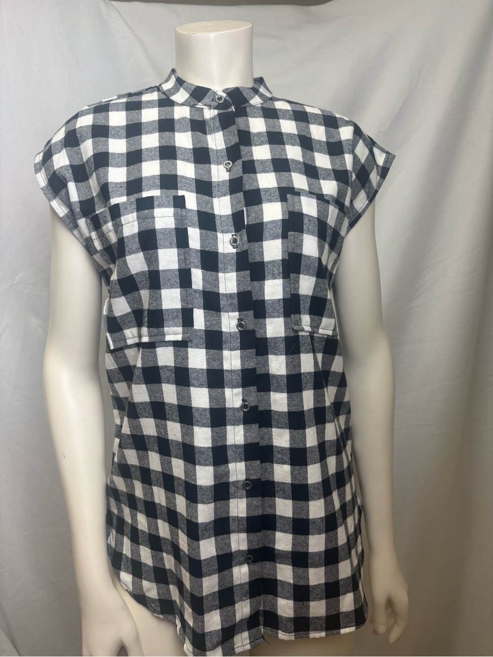 Women’s Black and White Check Button-Up Cap Sleeve Top
